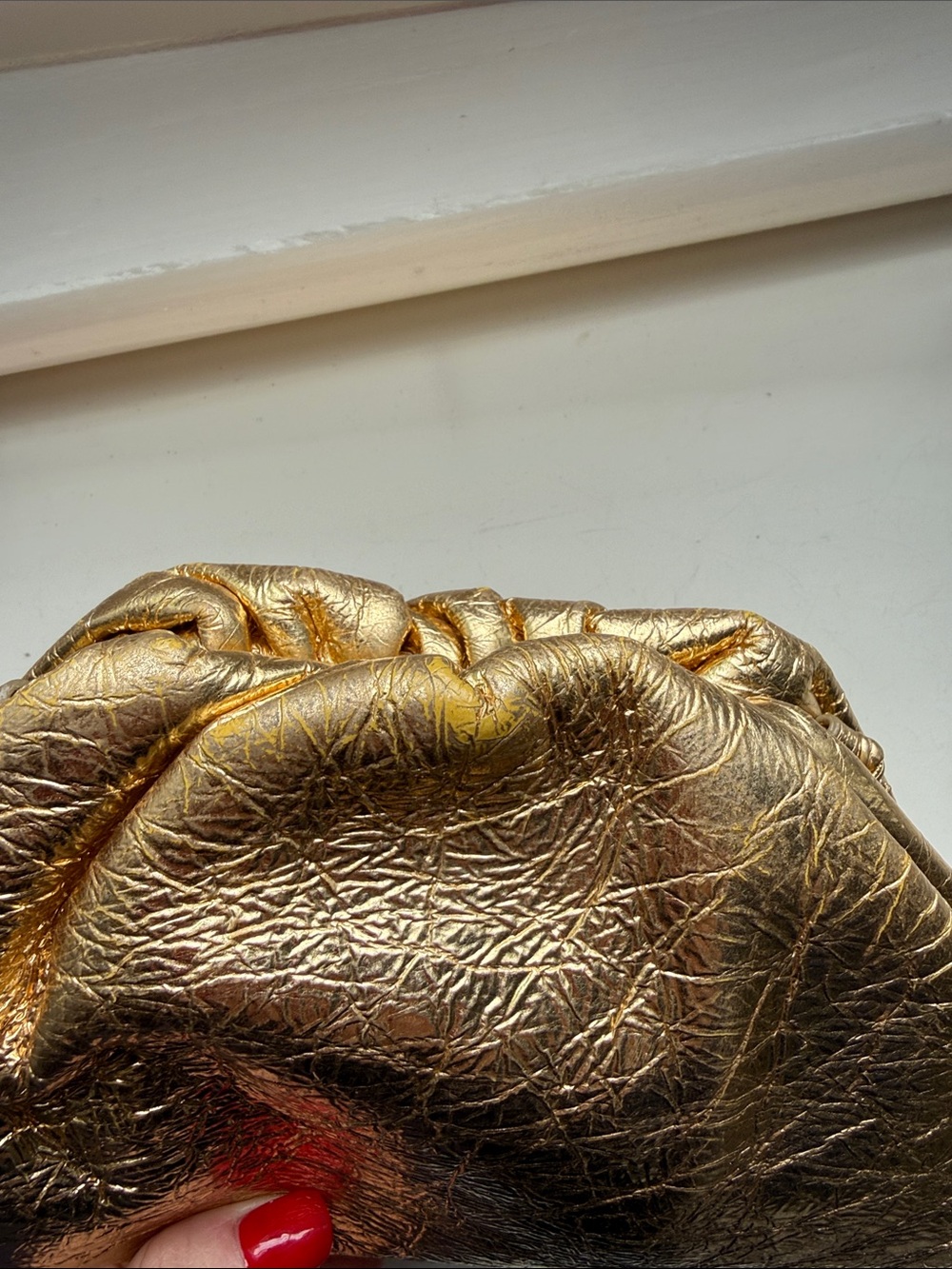 1️⃣4️⃣0️⃣0️⃣ 100% Authentic Bottega Veneta Gold Mini Pouch - Picture 13 of 13